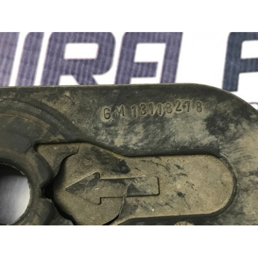 Демпфер радиатора нижний Opel Astra H 2004-2010 13118278